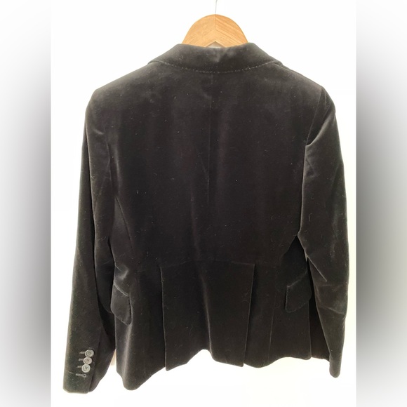 Burberry black velvet blazer. Women’s size 8. - Picture 2 of 5